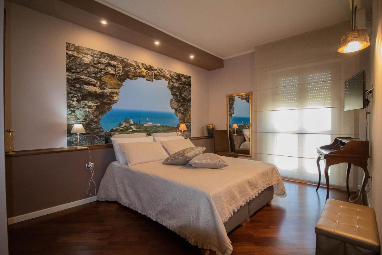 La Casa Di Adele Cagliari B&B Extérieur photo
