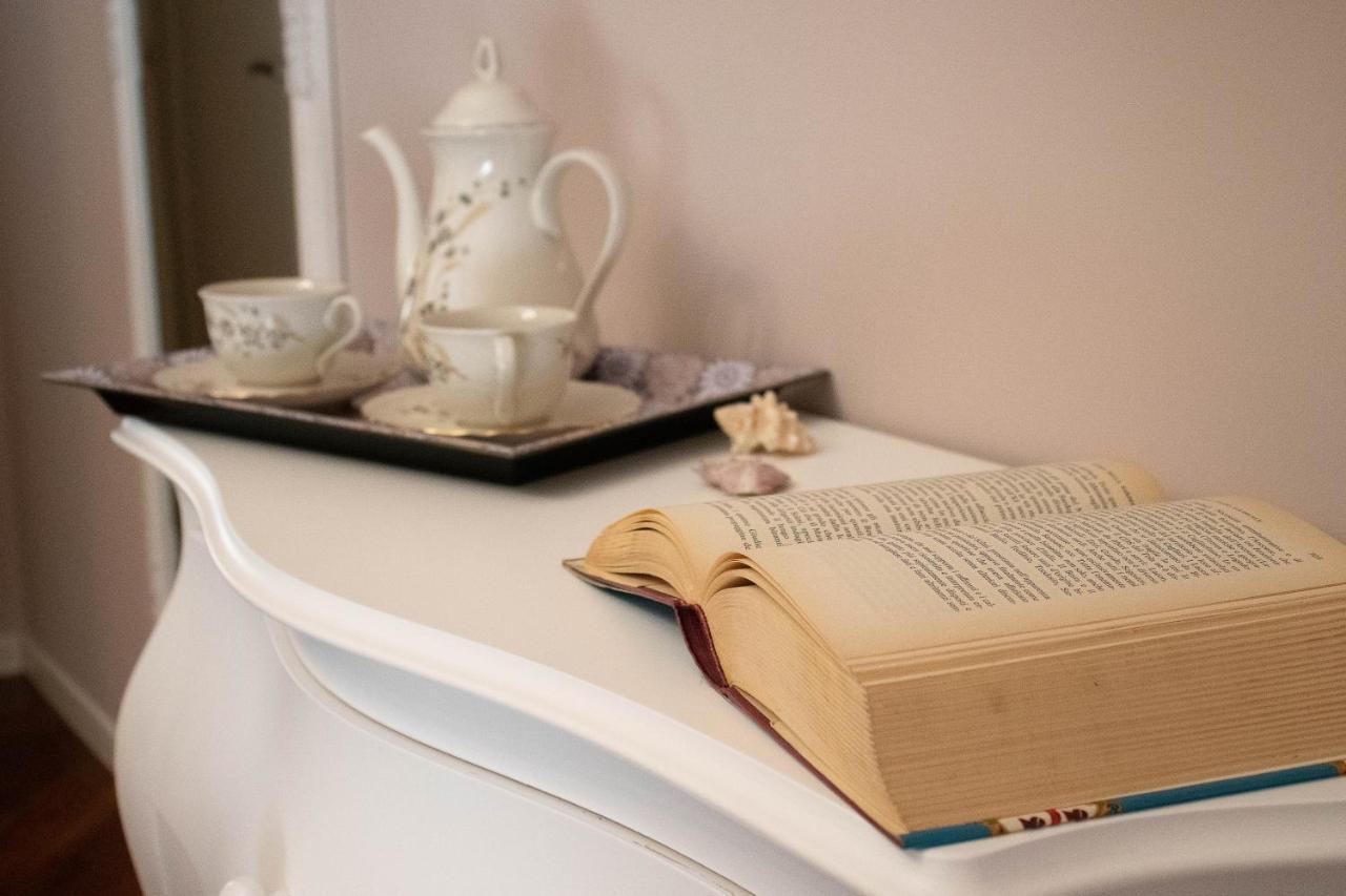 La Casa Di Adele Cagliari B&B Extérieur photo