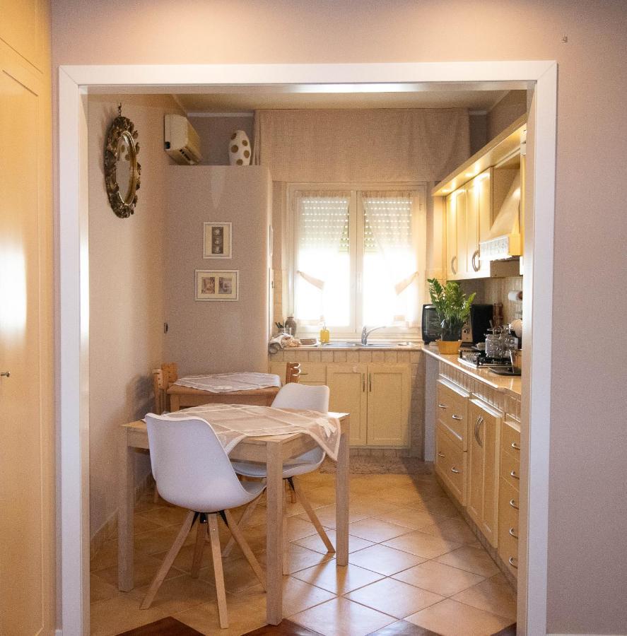 La Casa Di Adele Cagliari B&B Extérieur photo