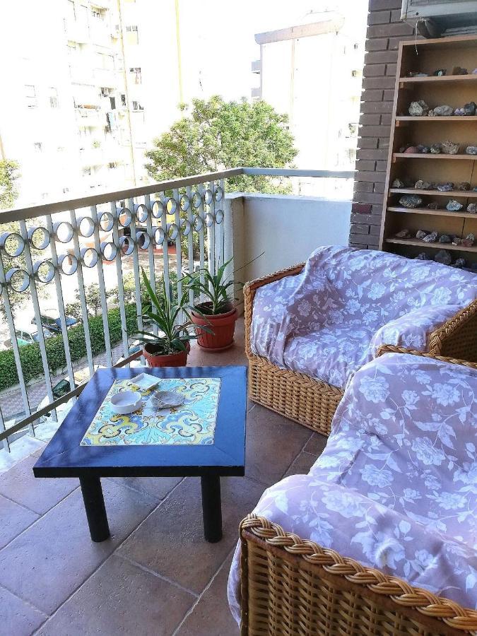 La Casa Di Adele Cagliari B&B Extérieur photo